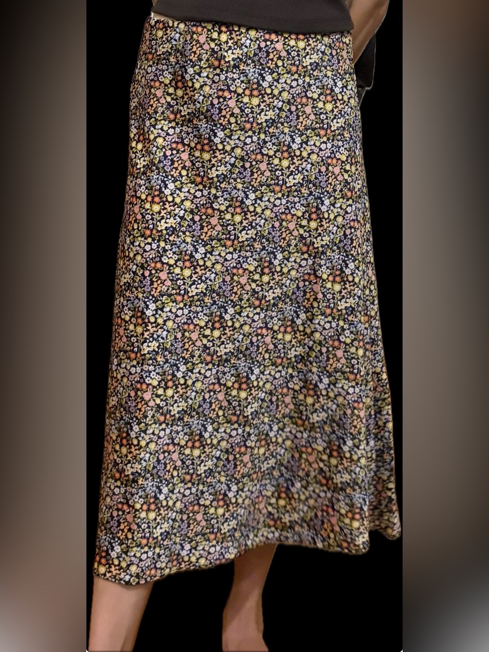 LOFT floral satin skirt XXS